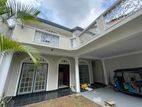 House for Sale in Nugegoda (C7-6885)