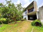 House For Sale in Pannipitiya Rathmaldeniya Rd Over Looking Paddy Field