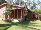 HOUSE FOR SALE IN POLGAHAWELA