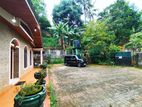 House For sale in Puwakpitiya Awissawella