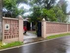 HOUSE FOR SALE IN THALAWATHUGODA ( FILE NUMBER 3024B )