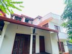 HOUSE FOR SALE IN THALAWATHUGODA ( FILE NUMBER 3056B )