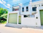 House for Sale in Thalawathugoda Hokandara Road