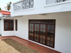 House for Sale in Thalawathugoda Road, Kotte