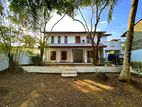 House For Sale in Vidyala Junction - Pannipitiya /Hokandara