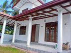 House for Sale in Waligampitiya