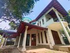House for Sale Kadawatha - Near Kandy Road