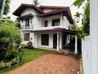 House for Sale – Kadawatha | Prime Location Near Kandy Road