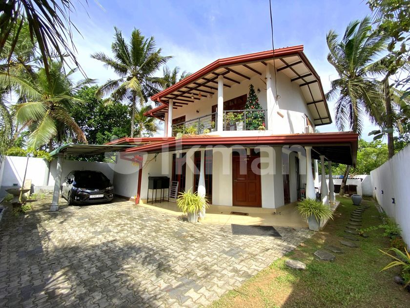 House For Sale Malabe Kaduwela With Furniture Curtains 13 p Land Extent