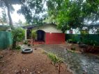 House for sale near Ranmuthugala Junction, Kandy Road ( ID : RM01 )