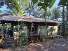 House for Sale on A 10 Perche Square Plot- Weliweriya