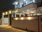HOUSE FOR URGENT SALE - Ratmalana With or Without Furniture