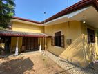 House From Batakaththara Madapatha Rd Piliyandala - PRICE REDUCED