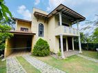 House in Athurugiriya for Sale / 15 p