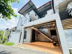 House in Dehiwala With 6 Bedrooms - Quarry Rd