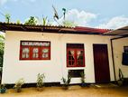 House in Homagama - 1 km Away from 293 Bus Rd