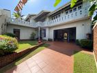 House in Jubilee Post - Kotte Nugegoda