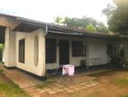 House in Kadawatha Gonahena