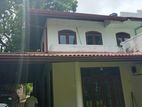 House in Kotte: 3-storied for sale (land extent 17.5 perch)