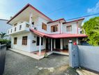 House in Mattegoda Sambuddhi Watta Rd, Kottawa