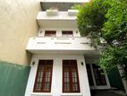 House in Mount Lavinia Town for Sale / 2800 sqft