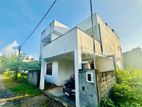 House in Talawathugoda Hokandara