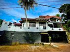 House in Yakkala Gampaha - 3 Story Built 4.5 perch Land