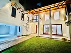 House Kotte Mansion with Rooftop Entertainment Area Pool