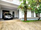 House / Office For Rent off Polhengoda road Colombo 05 [ 1751C ]