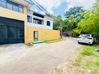House on 10.5 Perches – Thalawathugoda
