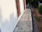 HOUSE RENT IN 1 ST FLOOR GAMPAH