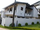House with Land for Rent Kottawa