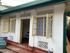 House with Land for Sale in Boralesgamuwa (File No -2844 B)