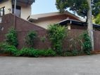 House with Storage Space for Rent - Wattala