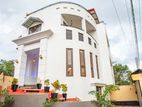 Hp 122)three-Story House for Sale in Piliyandala