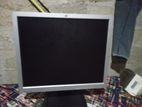 HP 19" moniter Squre