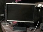 HP 19" Monitor