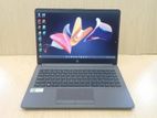 HP - Ryzen 3 12th GEN) 8GB RAM/256GB Nvme/4GB Radeon VGA/Windows 11