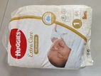 Huggies Pampers - 64 Pieces