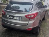 Hyundai Tucson Suv 2011