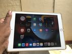 Apple iPad 6th Generation