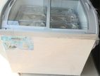 Ice Cream Display Freezer