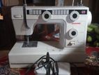 Electronic Sewing Machine Janome Model 880