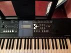 Yamaha PSR E333