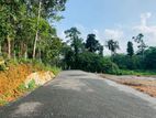 ඉංගිරිය හඳපාන්ගොඩ මාවක් ඔයට මුහුණලා ඉඩමක්