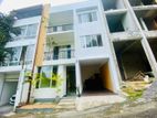 ( INS-259) Valuable Three Storey House Sale in Homagama