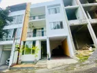 ( INS-259) Valuable Three Storey House Sale in Homagama