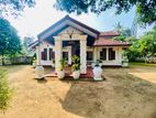 ( INS-352) Highly Valuable Antique Type House Sale in Padukka