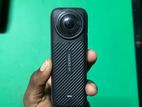 Insta 360 X4