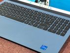 Intel i5 11th Gen Dell 8/256GB SSD
